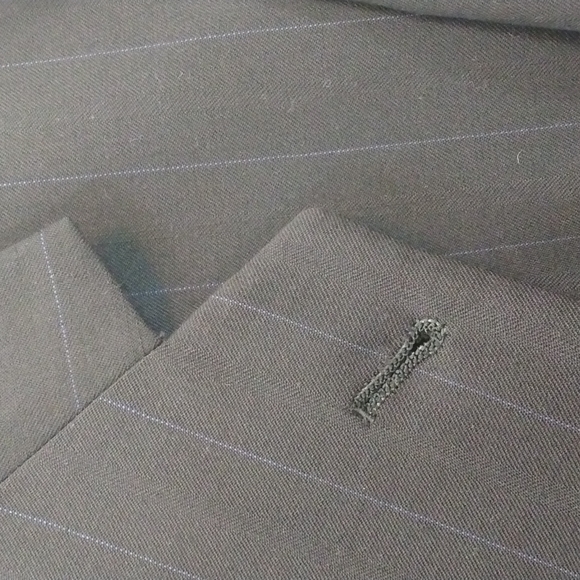 Hart Schaffner Marx Gold Trumpeter Black + Blue Pinstripe Suit  41R - Picture 5 of 13